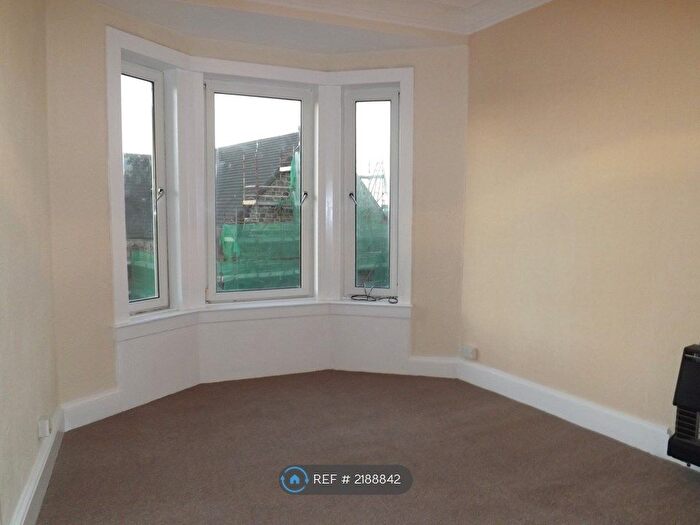 2 Bedroom Flat To Rent In Causeyside Street, Paisley, PA1