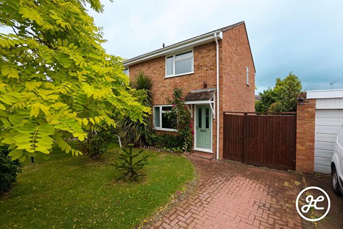 2 Bedroom Semi Detached House For Sale In Severn Close, Bridgwater, TA6