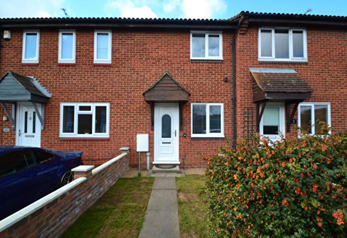 2 Bedroom Semi Detached House To Rent In Merleburgh Drive, Kemsley, ME10