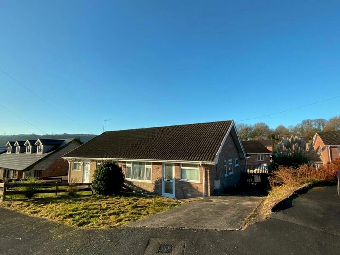 3 Bedroom House To Rent In Delffordd, Rhos, Pontardawe, SA8