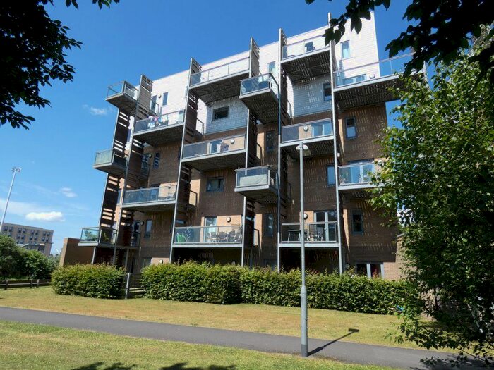 2 Bedroom Flat To Rent In Rustat Avenue, Cambridge, CB1