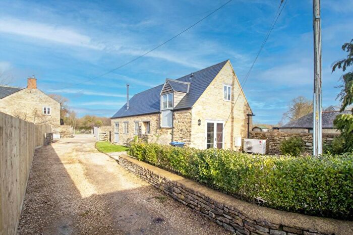 2 Bedroom Detached House For Sale In North End, Ashton Keynes, Wiltshire, SN6