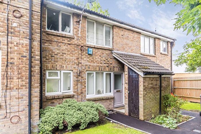 1 Bedroom Flat To Rent In Milford Mews, Streatham, SW16