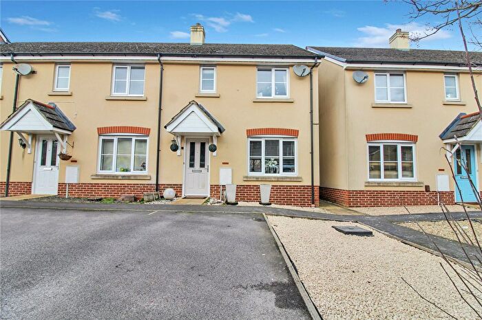 2 Bedroom Detached House For Sale In Mustang Way, Moulden View, Swindon, SN5