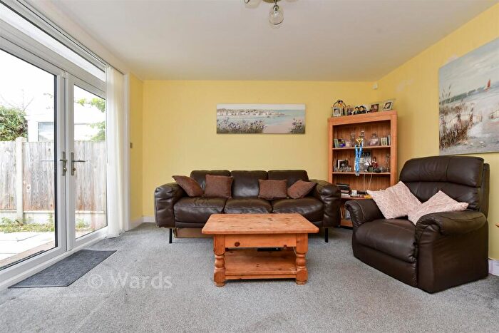 2 Bedroom Semi-Detached Bungalow For Sale In Park Avenue, Birchington, Kent, CT7