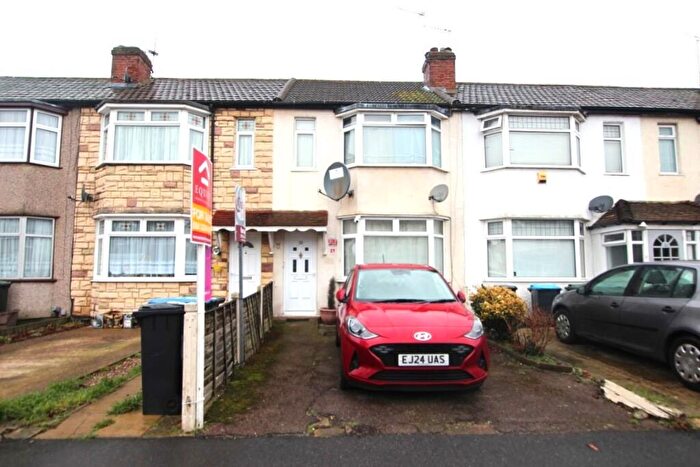 3 Bedroom Terraced House For Sale In Balmoral Road, Enfield, London, EN3