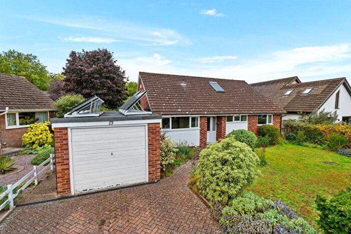 3 Bedroom Detached Bungalow For Sale In Meadow Rise Road, Norwich, NR2