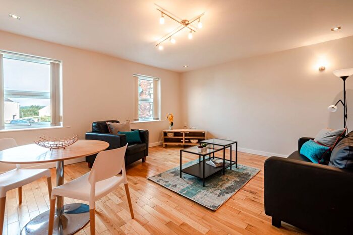 1 Bedroom Terraced House To Rent In Victoria Terrace, Leeds, LS3