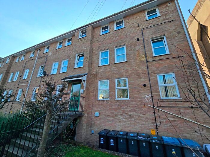 2 Bedroom Flat To Rent In Stuart Court, Priory Gate Road, Dover, CT17