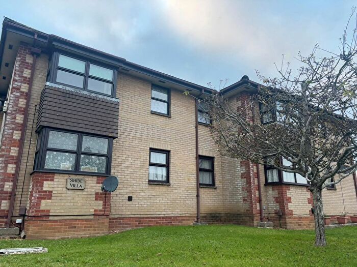 2 Bedroom Flat To Rent In Medina Avenue, Newport, PO30
