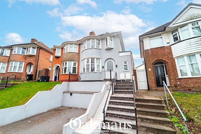 3 Bedroom Semi Detached House For Sale In Falconhurst Road, Birmingham, West Midlands, B29