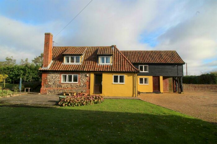 4 Bedroom Semi-Detached House For Sale In Coney Weston Road, Sapiston, Bury St. Edmunds, IP31