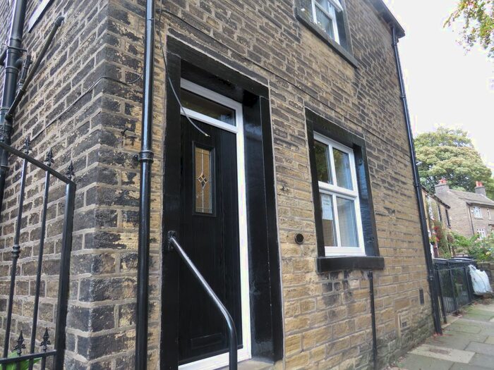 1 Bedroom Cottage To Rent In Warley Town, Warley, Halifax, HX2