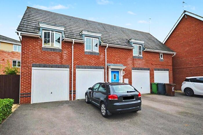 2 Bedroom Detached House To Rent In Rochester Road, Corby, NN18