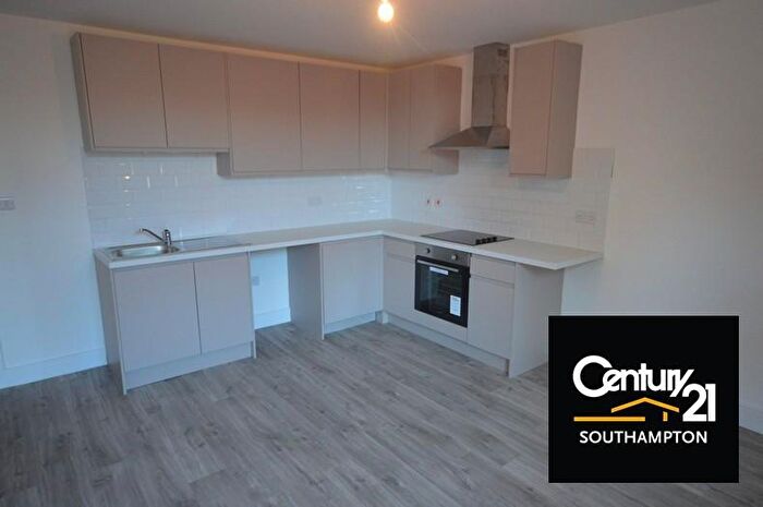 1 Bedroom Flat To Rent In |Ref: |, The Old Chambers, College Place, Southampton, SO15