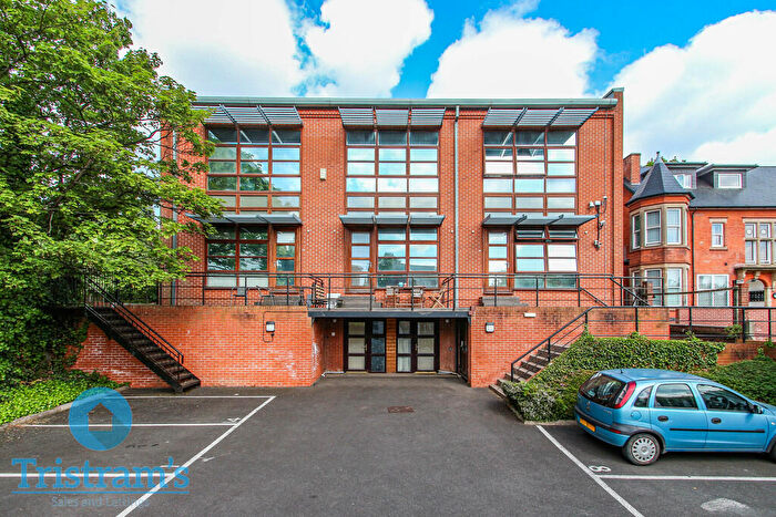 2 Bedroom Apartment To Rent In Pelham Road, Nottingham, NG5