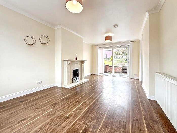 2 Bedroom Semi-Detached House To Rent In Caithness Road, Inverclyde, Greenock, PA16