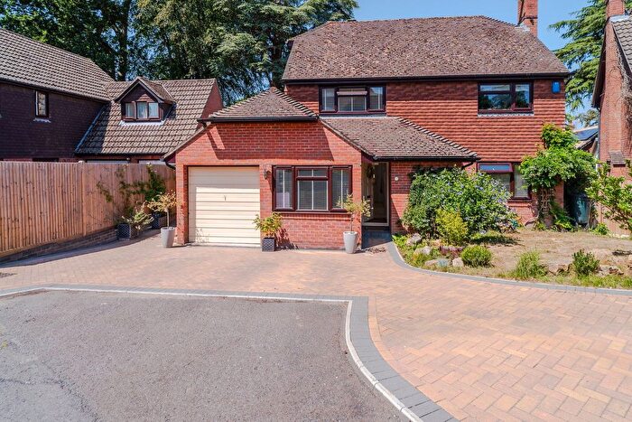 5 Bedroom Detached House For Sale In St James', Tunbridge Wells, TN2