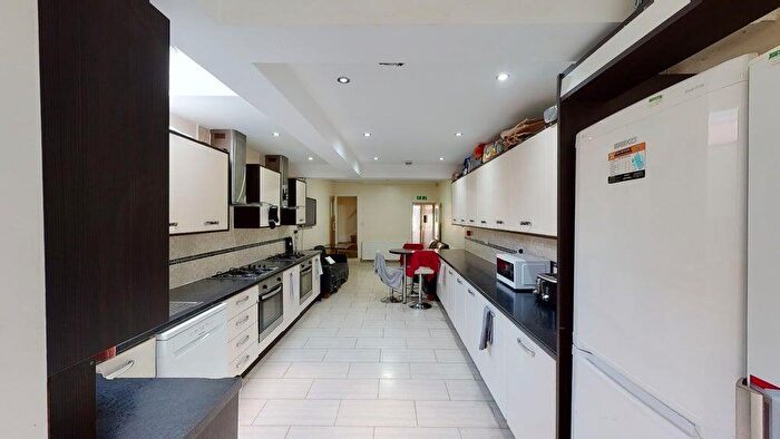 7 Bedroom House To Rent In Tiverton Road, Selly Oak, B29