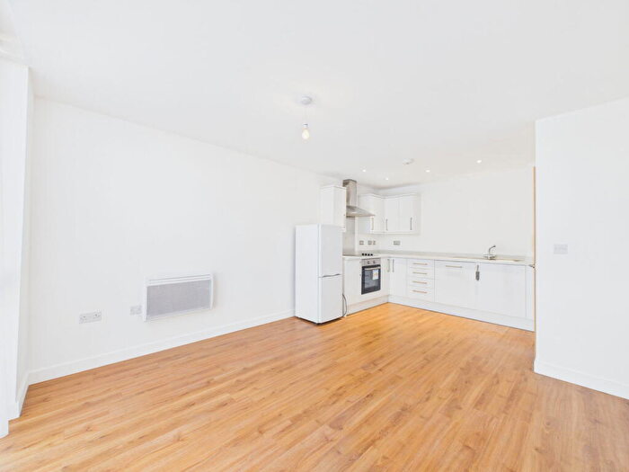 1 Bedroom Flat For Sale In East Street, Bedminster, Bristol, BS3