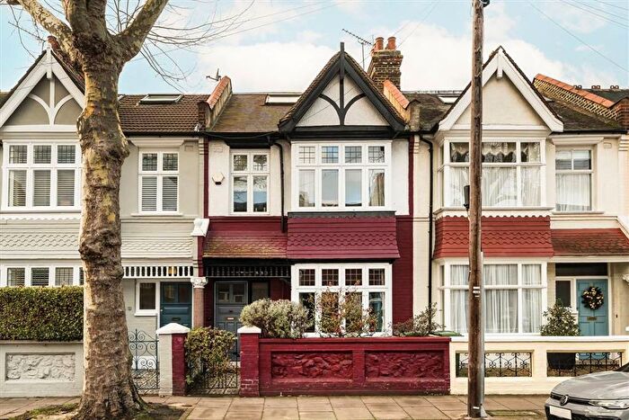 4 Bedroom Terraced House For Sale In Rannoch Road, London, W6