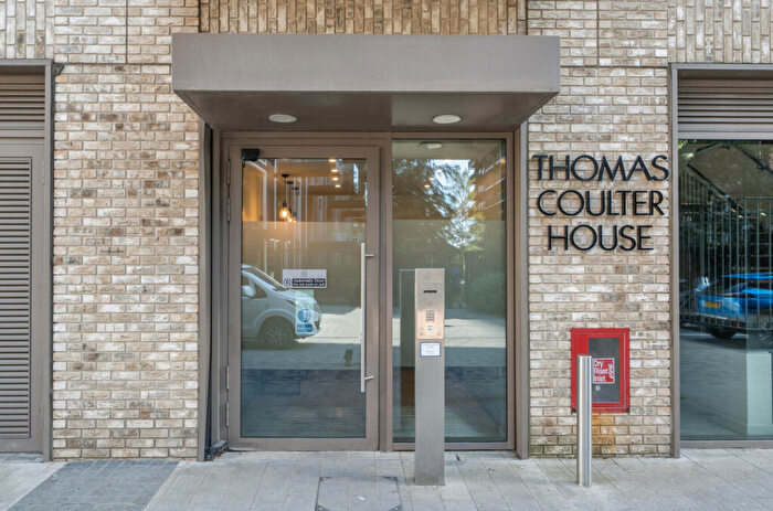 2 Bedroom Apartment To Rent In Shipwright Street, London, E16