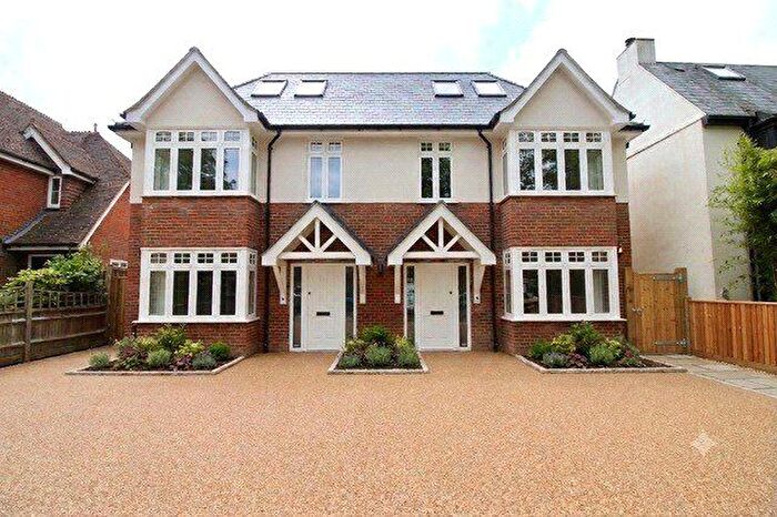 4 Bedroom Semi-Detached House For Sale In Wensleydale Road, Hampton, TW12