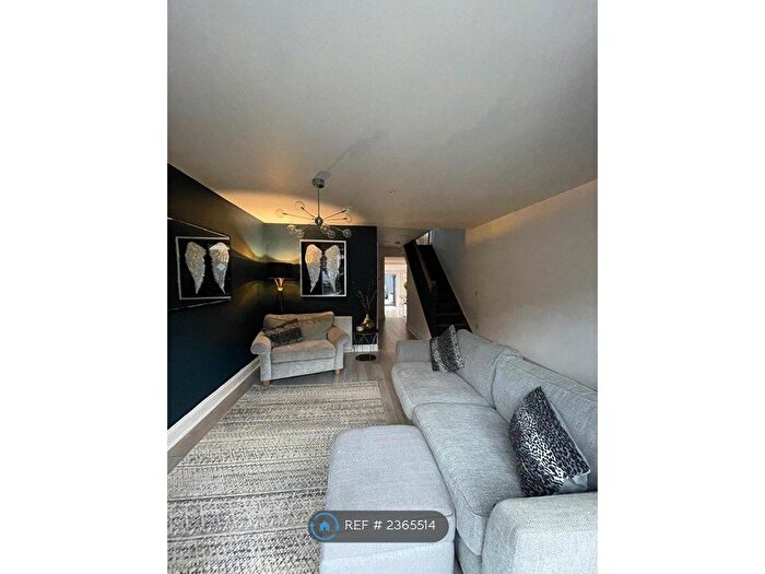3 Bedroom End Of Terrace House To Rent In Ashley Road, Salisbury, SP2