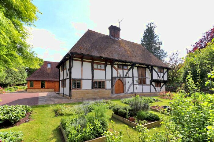 5 Bedroom Detached House For Sale In Haymans Hill, Horsmonden, Tonbridge, Kent, TN12