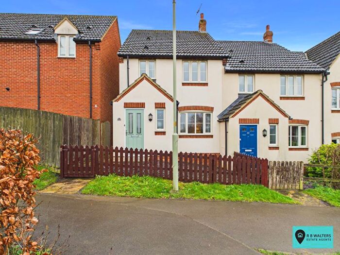 3 Bedroom End Terrace House For Sale In Robin Close, Abbeydale, GL4