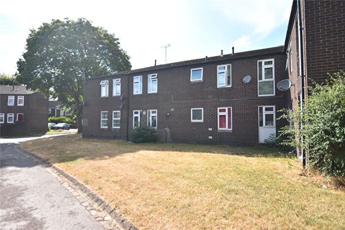 1 Bedroom Flat For Sale In Stocks Rise, Leeds, West Yorkshire, LS14