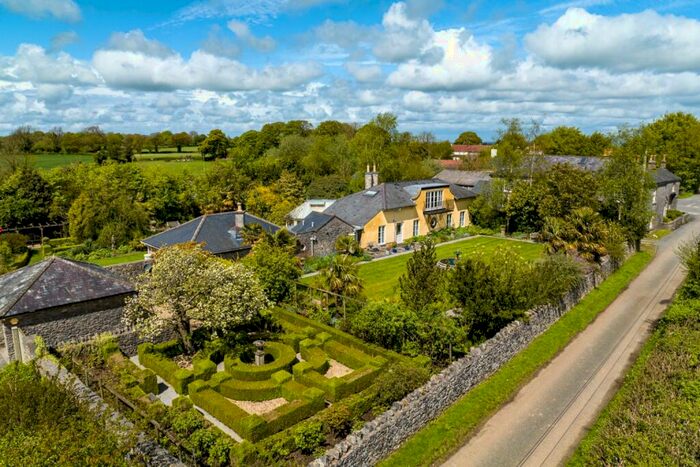 4 Bedroom Detached House For Sale In Bennetts Lane, Binegar, Radstock, BA3