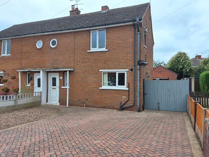 2 Bedroom Semi-Detached House To Rent In Laburnum Drive, Armthorpe, DN3