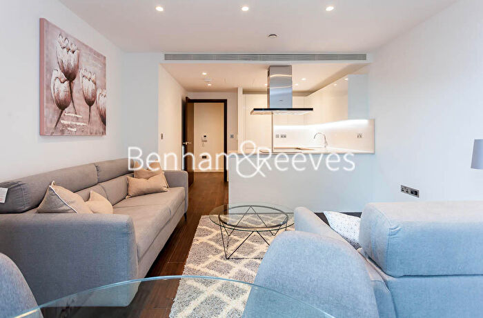 1 Bedroom Apartment To Rent In Royal Mint Street, Tower Hill, London, E1