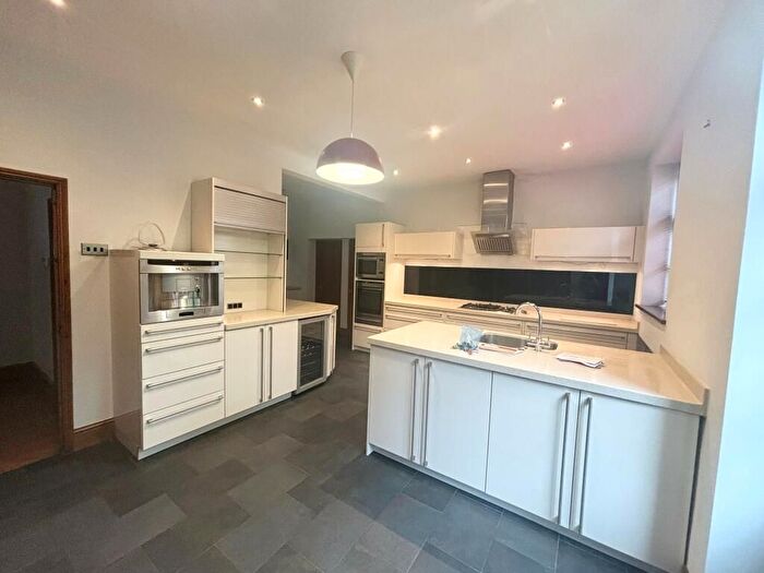 5 Bedroom Detached House To Rent In Canford Lane, Bristol, BS9