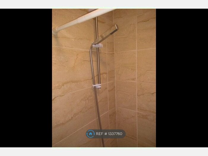 2 Bedroom Flat To Rent In Stirchley, Birmingham, B30