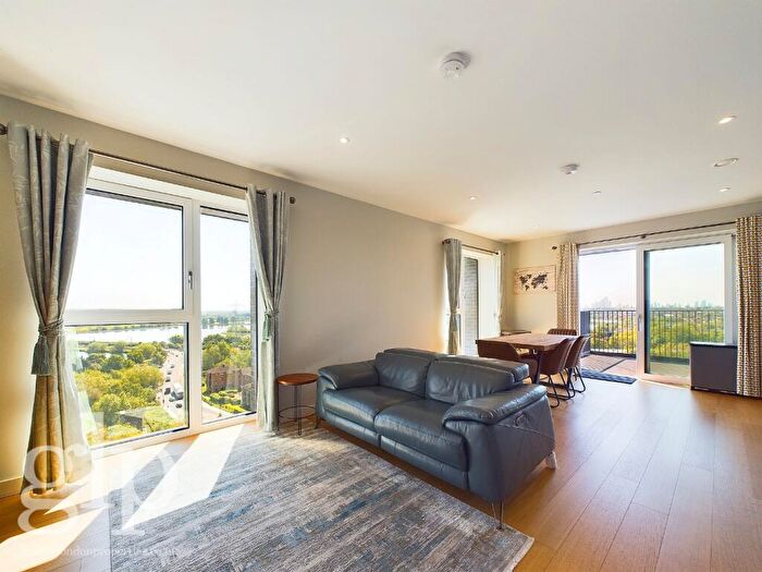 2 Bedroom Apartment To Rent In Navigation Point, Hale Wharf, Ferry Lane, N17