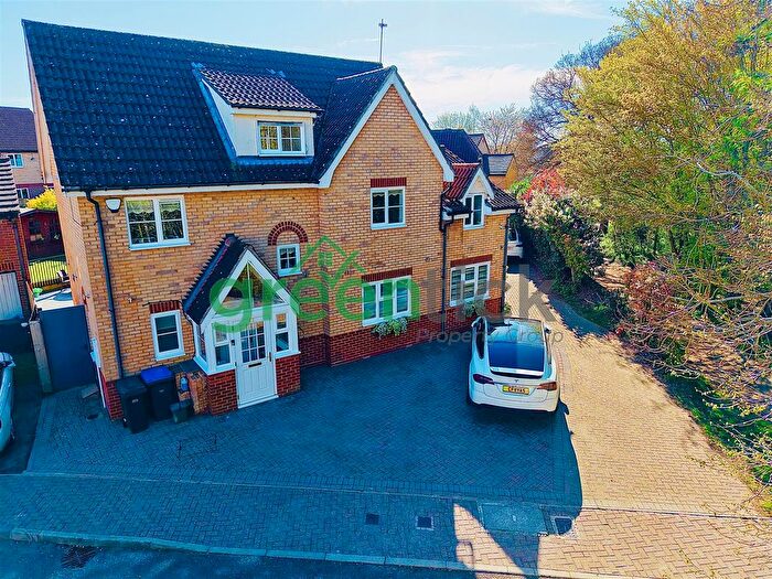 5 Bedroom Detached House To Rent In Denby Grange, Harlow, CM17