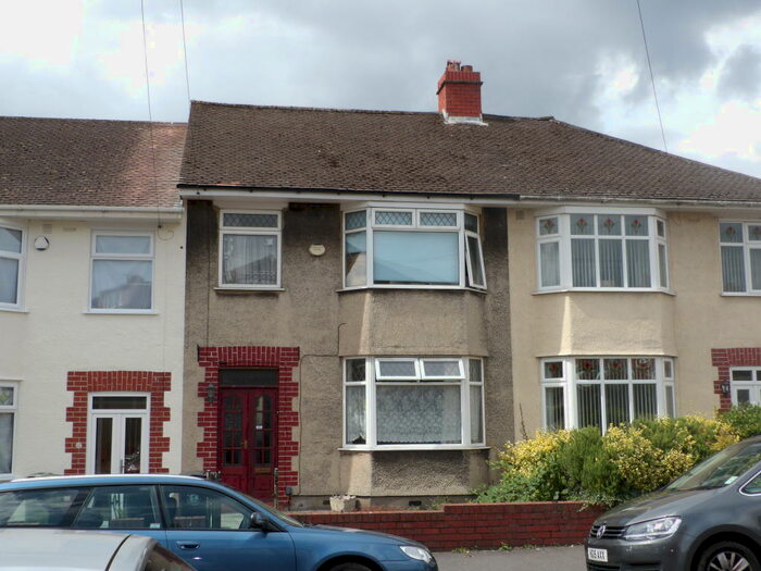 3 Bedroom Terraced House To Rent In Batten Road, Bristol, BS5