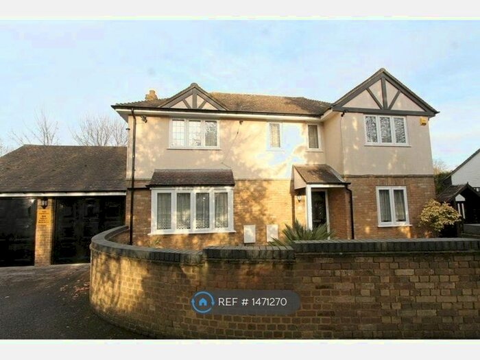 3 Bedroom Detached House To Rent In Beggars Roost Lane, Sutton, SM1