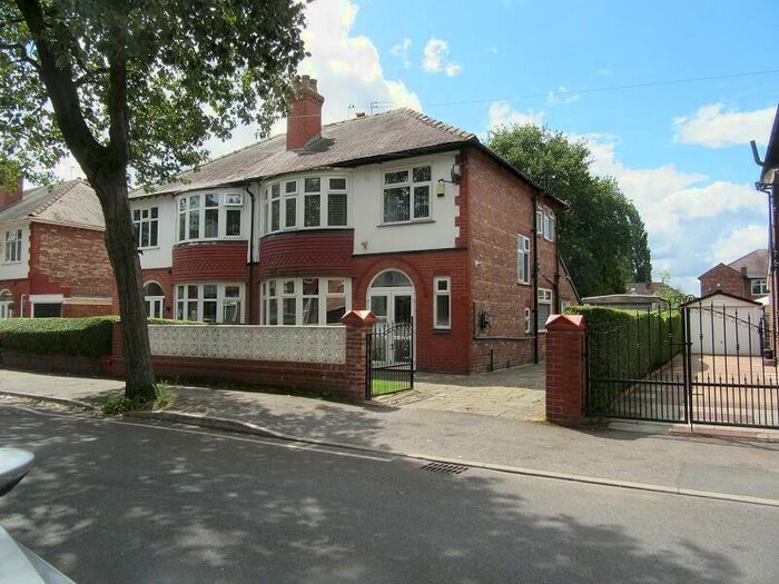 3 Bedroom Semi-Detached House To Rent In Auburn Road, Old Trafford, Manchester., M16