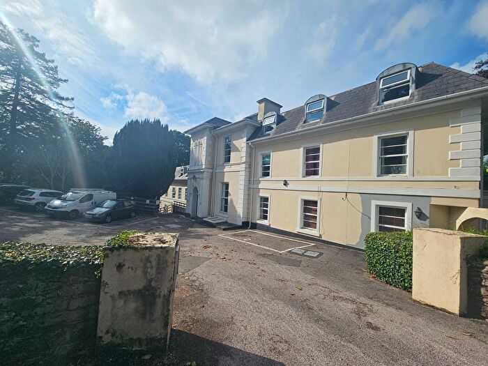 2 Bedroom Property To Rent In Ronceval, Torquay, TQ1