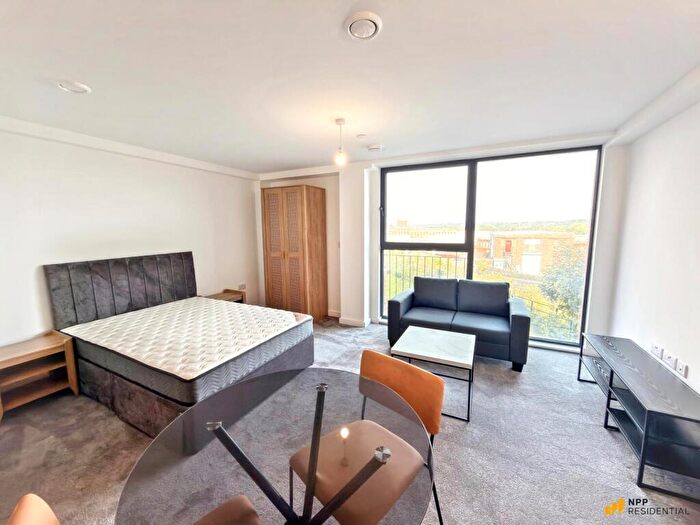 Apartment To Rent In Willow Court, Ford Lane, Salford, M6