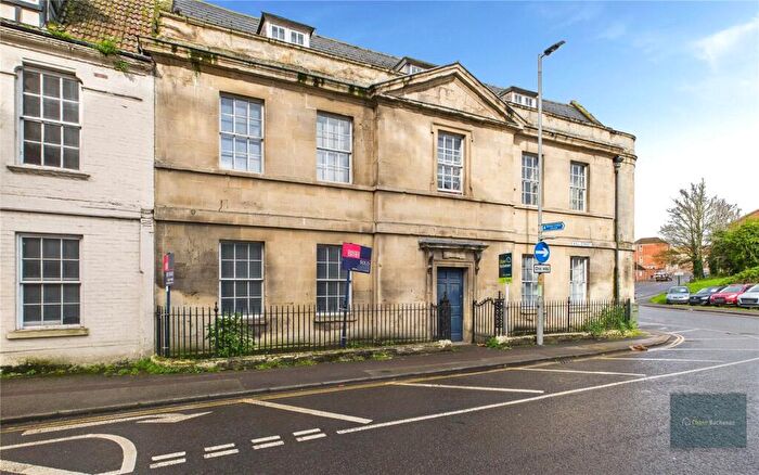 2 Bedroom Apartment To Rent In Hill Street Court, Trowbridge, BA14
