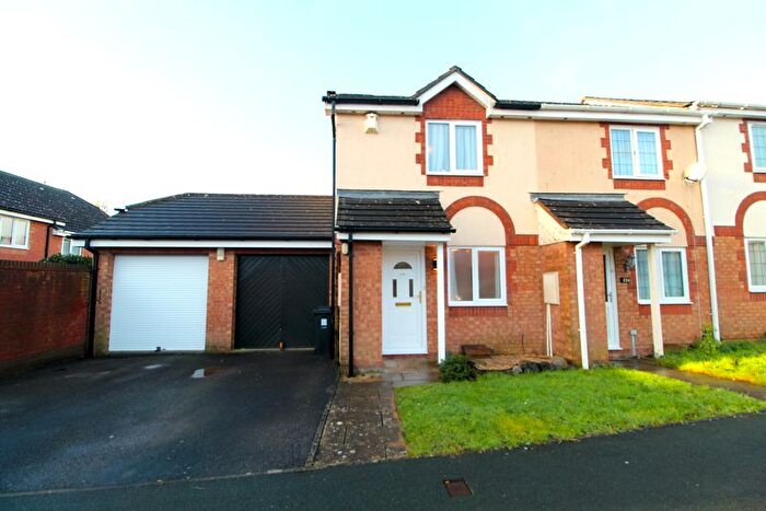 2 Bedroom End Terrace House For Sale In Ormonds Close, Bradley Stoke, BS32