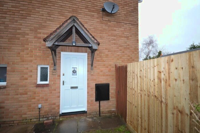 1 Bedroom Property To Rent In Bankhill Drive, Lymington, Hampshire SO41