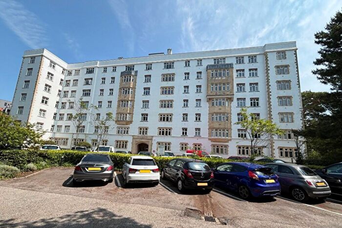 1 Bedroom Apartment To Rent In Pine Grange, Bath Road, Bournemouth, BH1