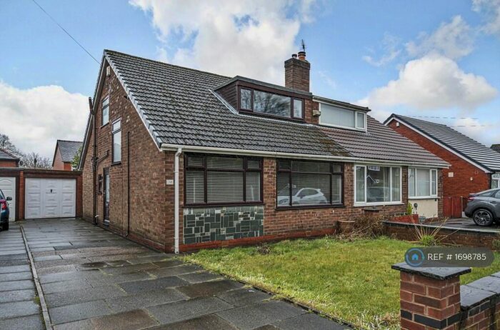 4 Bedroom Bungalow To Rent In Windmill Road, Worsley, Manchester, M28