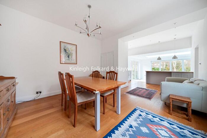 5 Bedroom Detached House For Sale In Rodway Road, Bromley, BR1