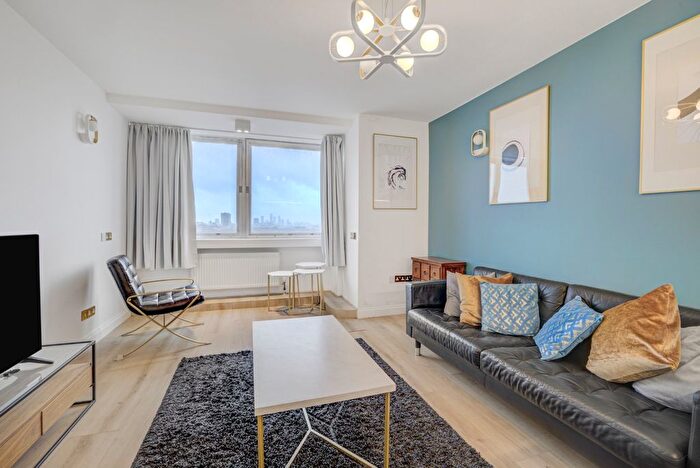 1 Bedroom Flat For Sale In Porchester Place, Bayswater, London, W2